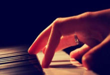 开云APP-尼克斯爆冷美国男篮，乔治高光表现引爆全场