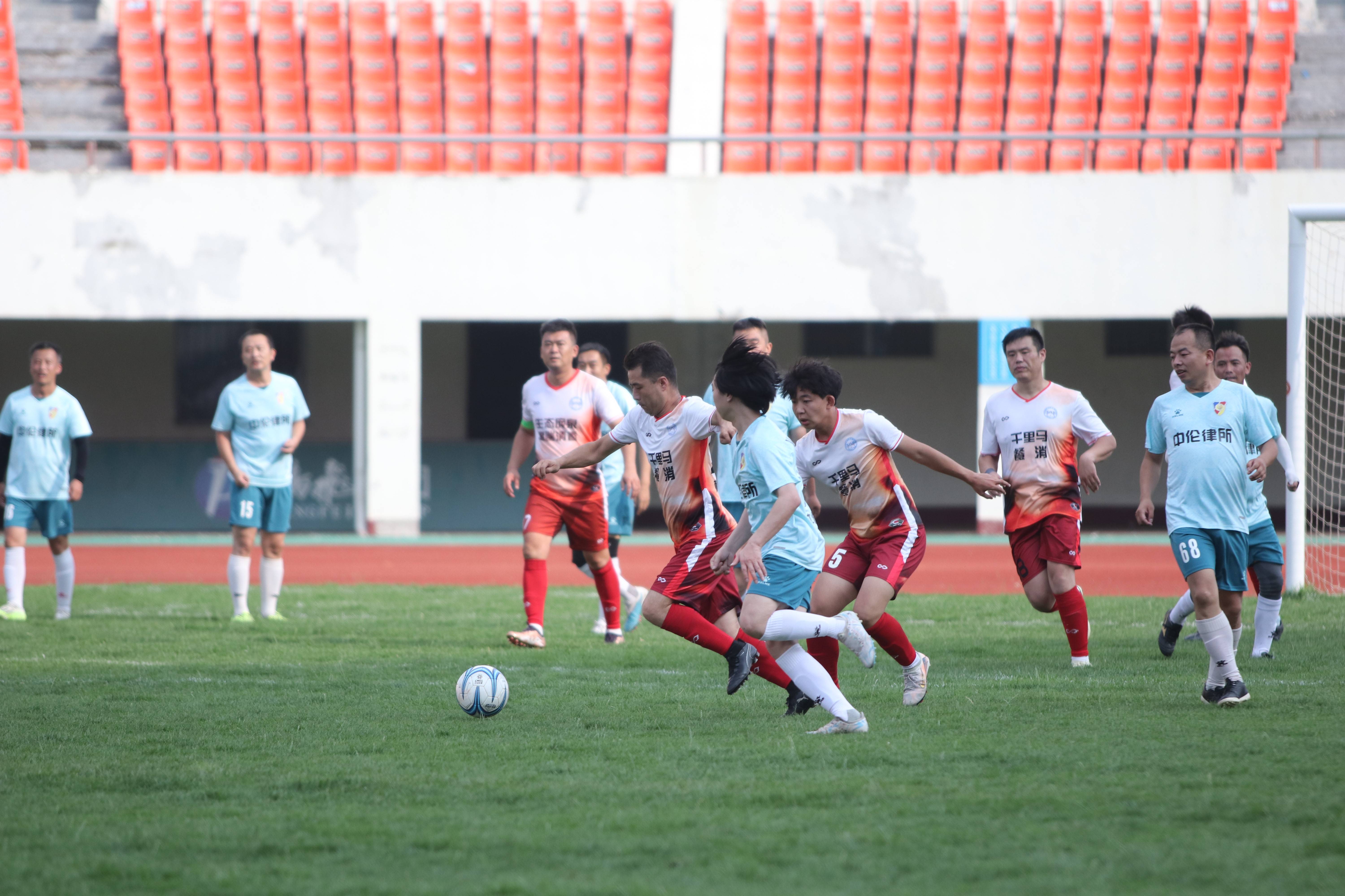 开云体育-中超球队在比赛中展现出团结合作的精神的简单介绍