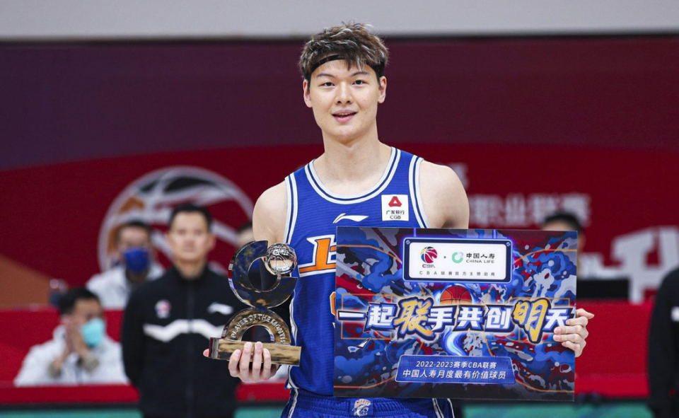 保定男篮签下新本土球员备战